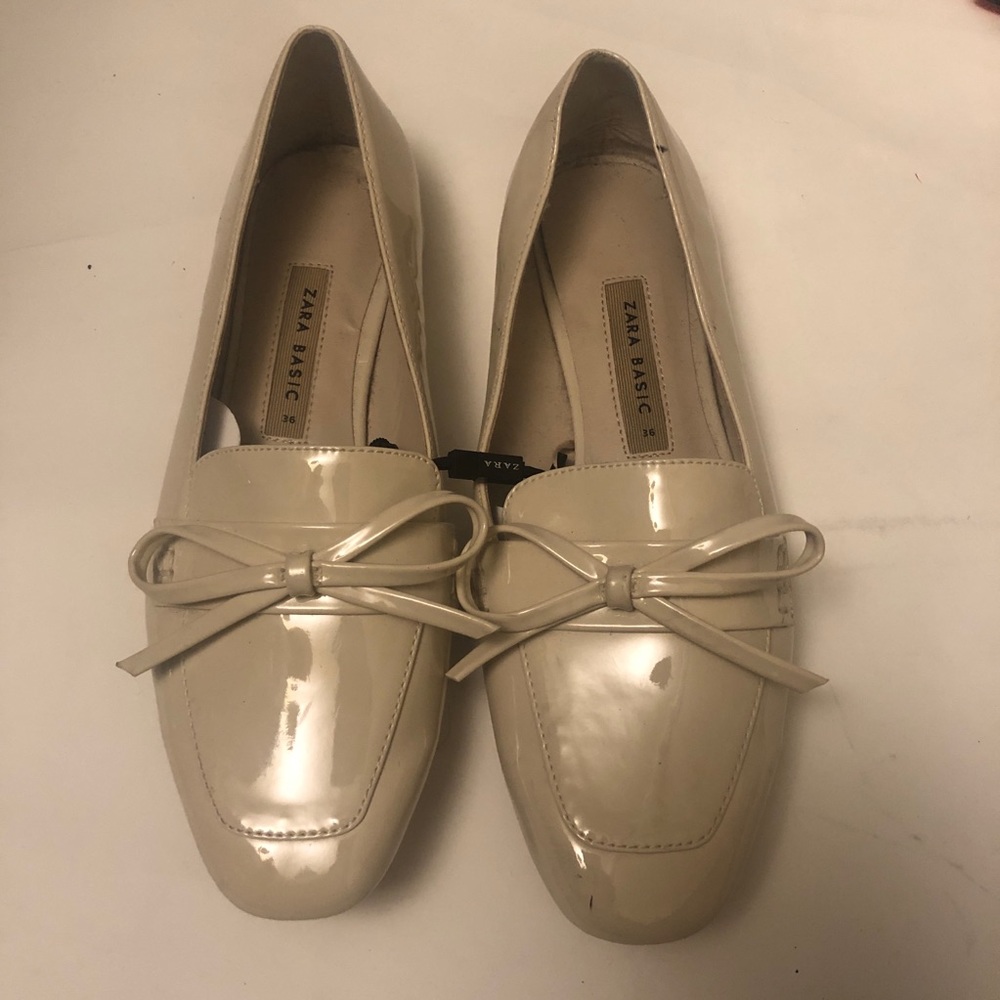 Zara patent loafers sz 6 bow Detail ref 2527/301